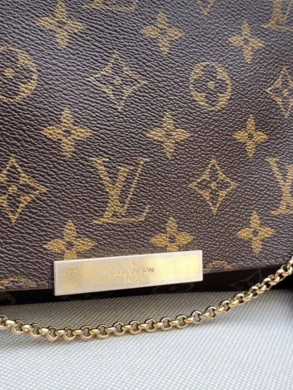 LOUIS VUITTON Favorite MM Monogram Bag - Picture 15 of 16